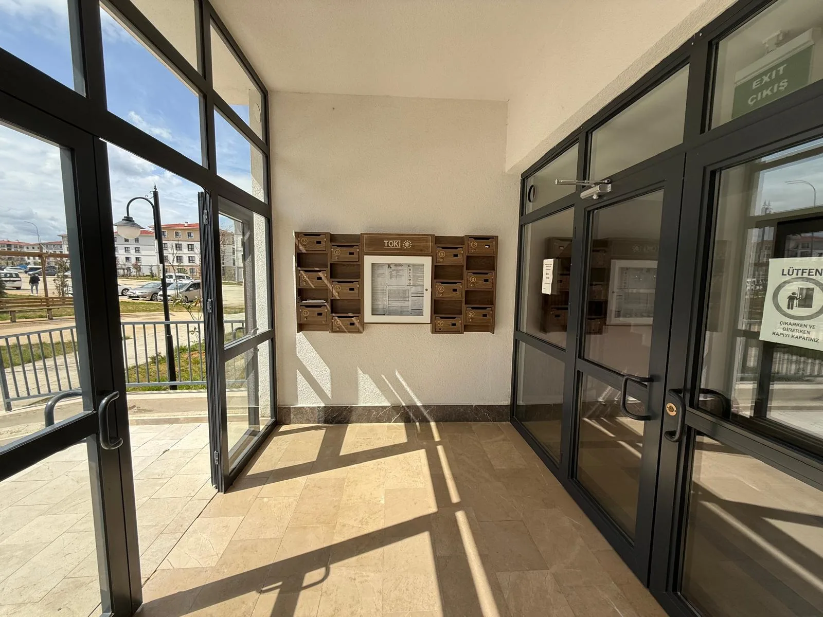 CAFERİYE TOKİDE 2+1 MUTFAK AYRI LÜKS DAİRE